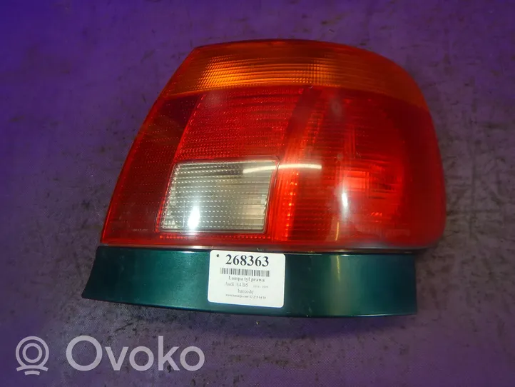 Audi A4 S4 B5 8D Galinis žibintas kėbule 8D0945096