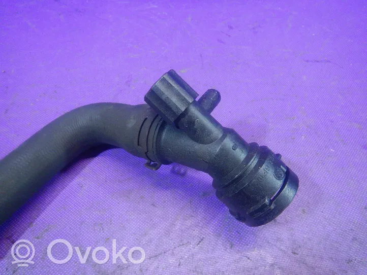 Volkswagen Golf IV Tuyau de liquide de refroidissement moteur 1J0121619A