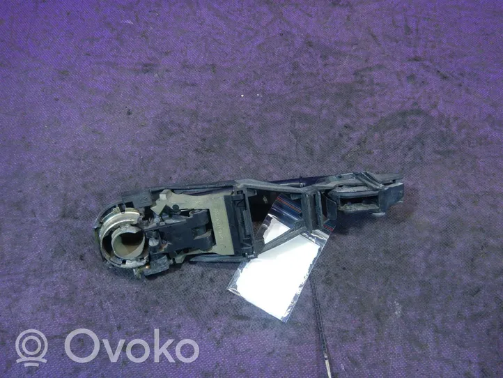 Skoda Octavia Mk1 (1U) Manecilla externa puerta delantera 3B0837885