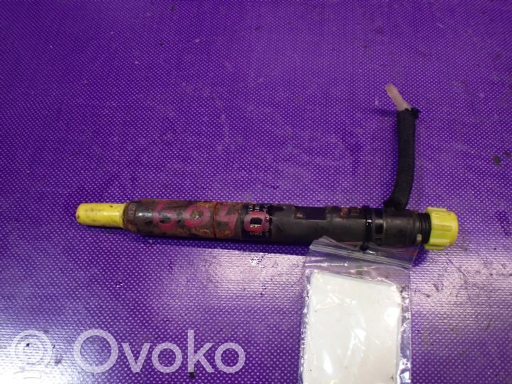2T1Q9F593AA Ford Focus CMAX Fuel injector, 47.16 € RRR