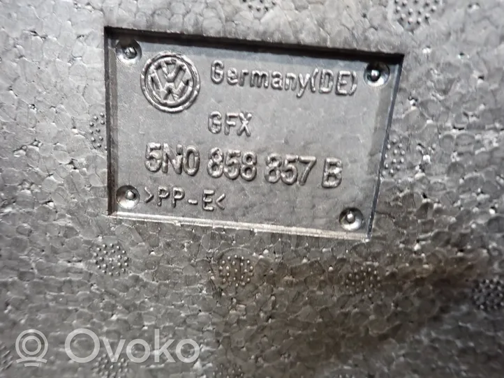 Volkswagen Tiguan Podłoga bagażnika 5N0858857B