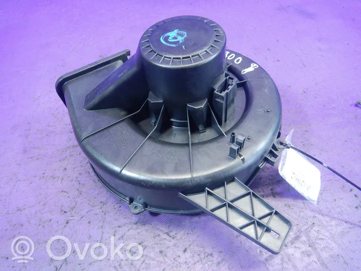 Volkswagen Fox Pečiuko ventiliatorius/ putikas 6Q0819015G