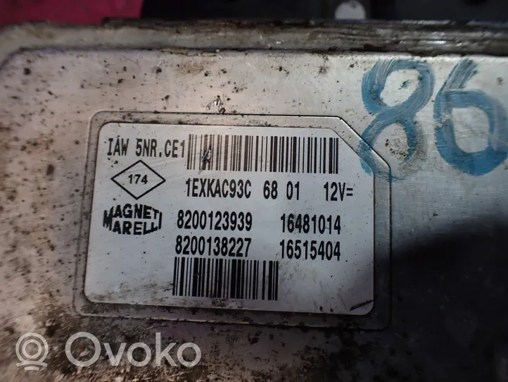 Renault Clio II Komputer / Sterownik ECU silnika 8200123939