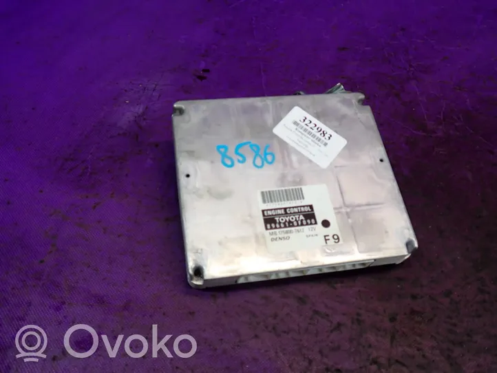 Toyota Corolla Verso E121 Komputer / Sterownik ECU silnika 896610F090