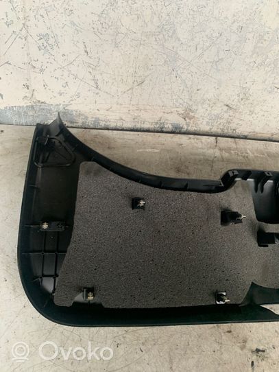 Ford Kuga I Tailgate/boot cover trim set 