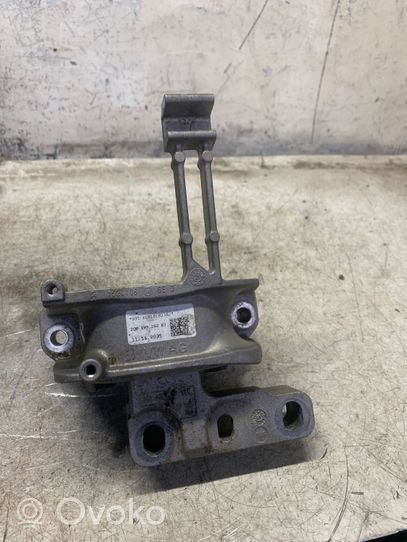 Volkswagen Taigo Supporto di montaggio del motore 2q0199262bj