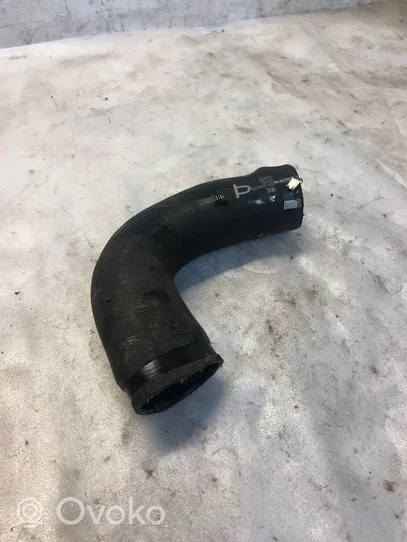 Volkswagen Tiguan Tube d'admission de tuyau de refroidisseur intermédiaire 5qf145834