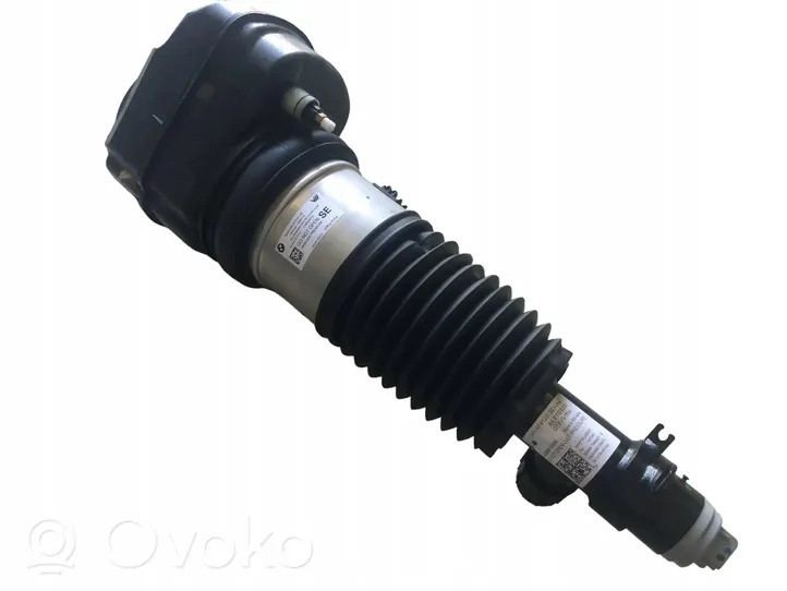 BMW 7 G11 G12 Ammortizzatore anteriore con molla elicoidale 77689258704