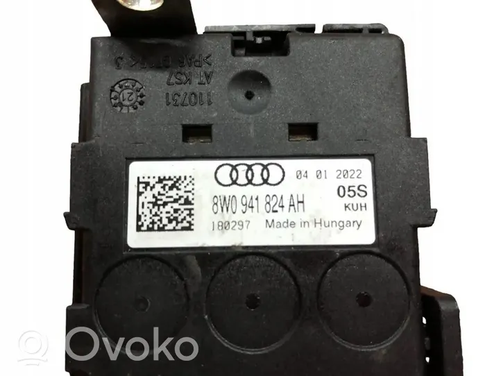 Audi A4 S4 B9 8W Pluskaapeli (akku) 8W0941824AH