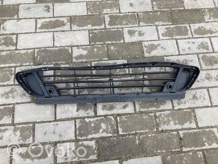 BMW 2 F45 Grille calandre supérieure de pare-chocs avant 7391588