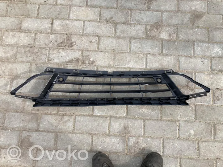 BMW 2 F45 Maskownica / Grill / Atrapa górna chłodnicy 7460146