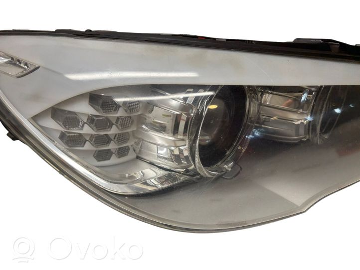 BMW 5 GT F07 Lampa przednia 7199614