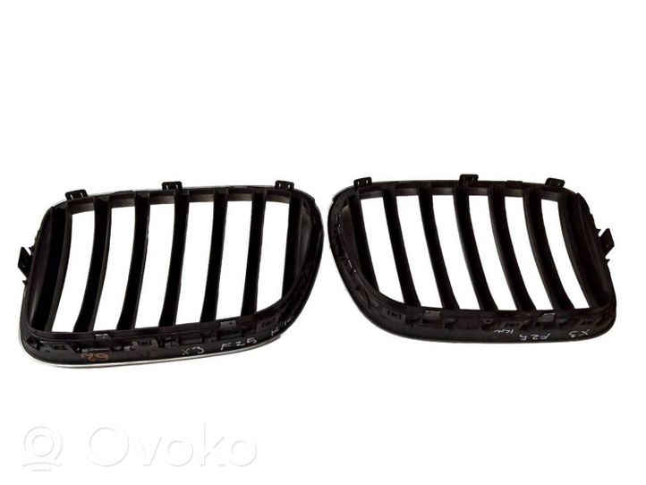 BMW X3 F25 Grille calandre supérieure de pare-chocs avant 7210725