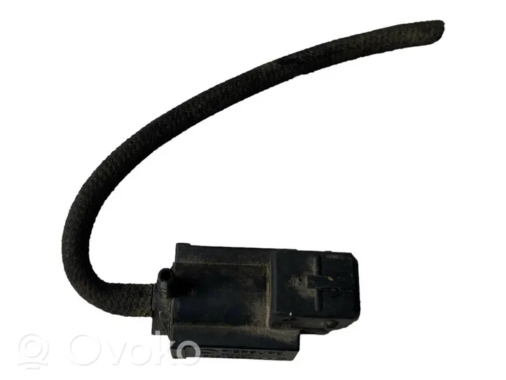 BMW X3 F25 Solenoidinis vožtuvas 7810831