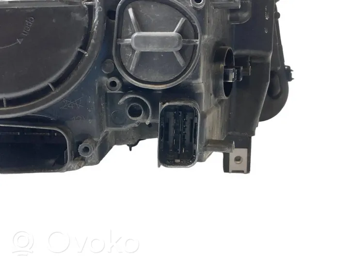 BMW 5 F10 F11 Phare frontale 7203251