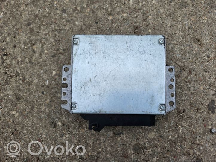 Opel Omega B1 Calculateur moteur ECU 