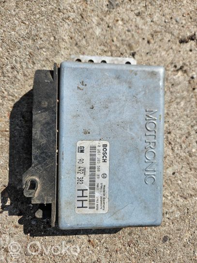 Opel Omega B1 Engine control unit/module 0 261 203 588