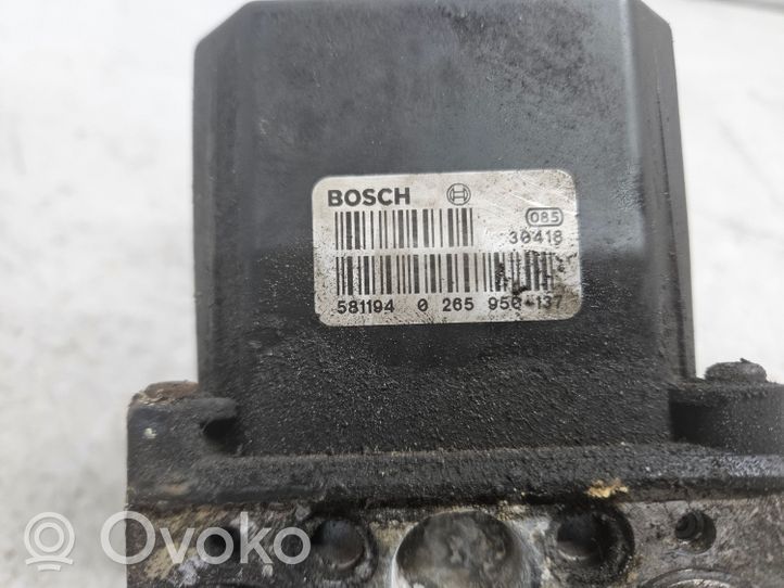 Mercedes-Benz Sprinter W901 W902 W903 W904 ABS-pumppu 0265950137