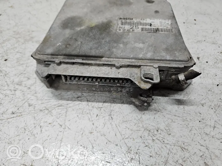 Peugeot 806 Calculateur moteur ECU 0261200802