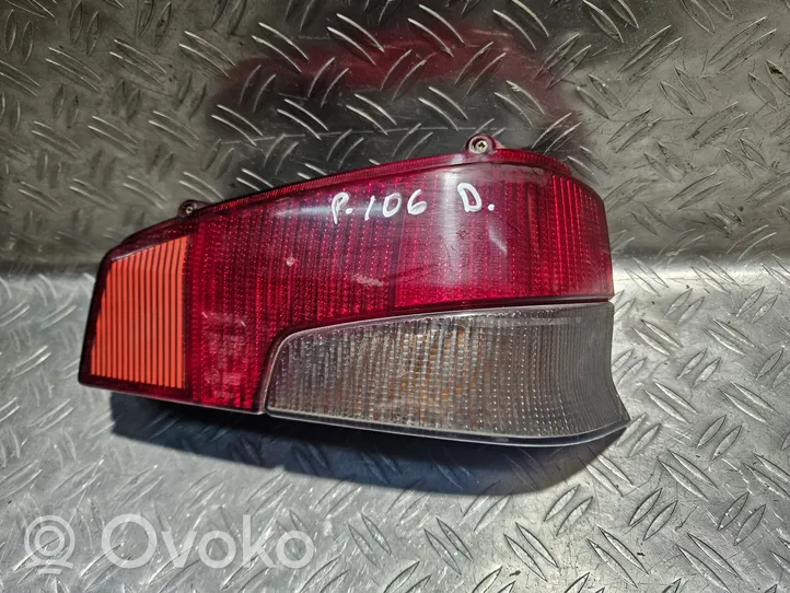 Peugeot 106 Rückleuchte Heckleuchte 2186D