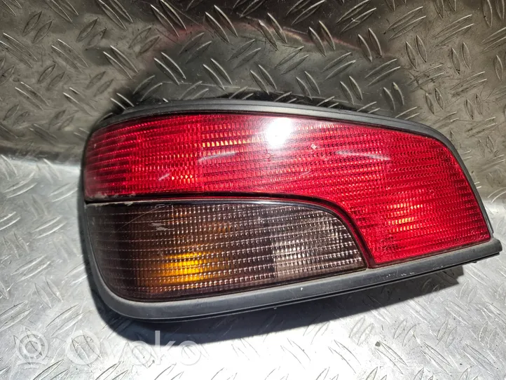 Peugeot 306 Lampa tylna 91077