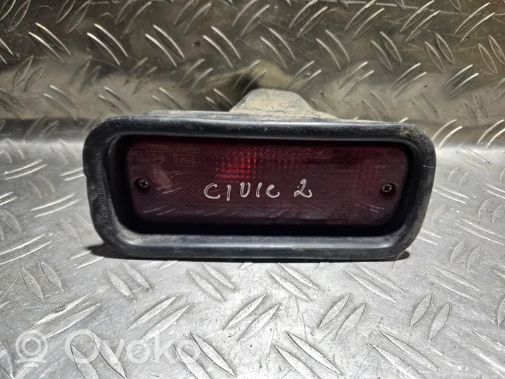 Honda Civic III Éclairage de pare-chocs arrière 0498344