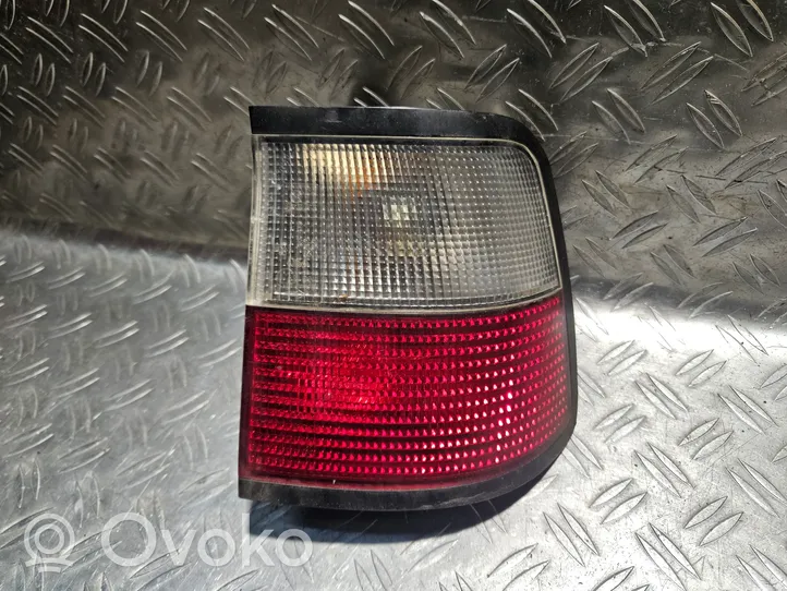 Citroen Xantia Lampa tylna 290902