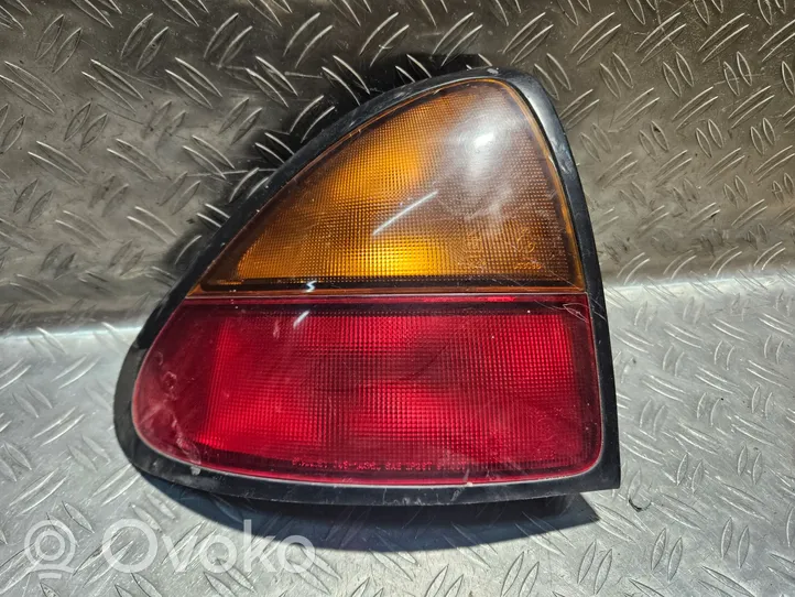 Mazda 323 Lampa tylna 0431436L