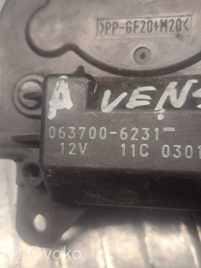 Toyota Avensis T220 Moteur / actionneur de volet de climatisation 0637006231