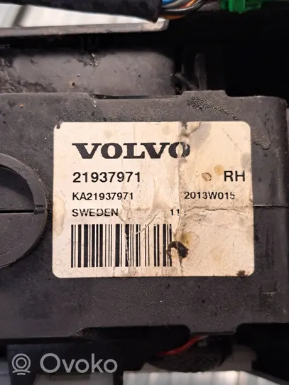 Volvo XC90 Lewarek zmiany biegów / górny 21937971