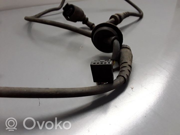 Audi A4 S4 B6 8E 8H ABS brake wheel speed sensor 0765006682