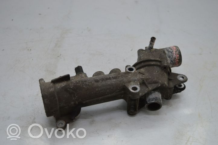 Mercedes-Benz CLK A208 C208 Boîtier de thermostat / thermostat 1112030473