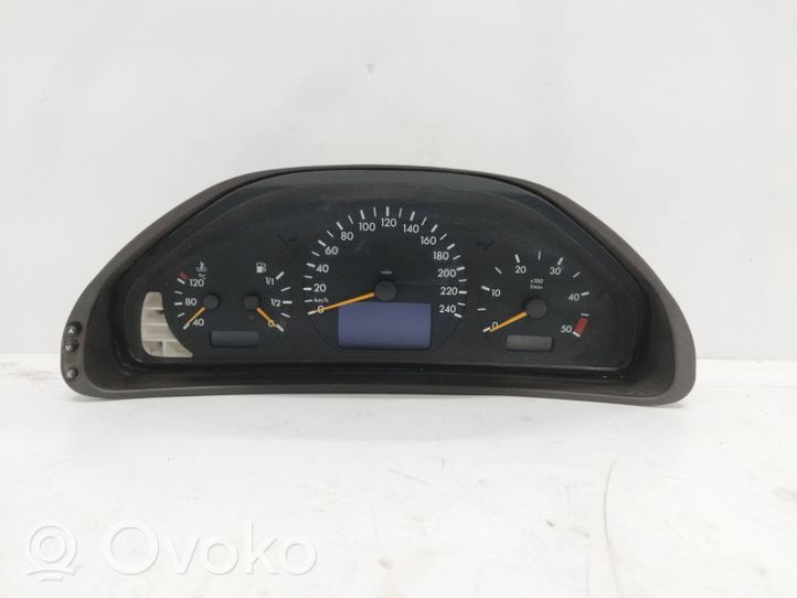 Mercedes-Benz E W210 Compteur de vitesse tableau de bord A2105405048