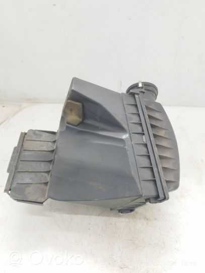 BMW 7 E65 E66 Boîtier de filtre à air 7500548