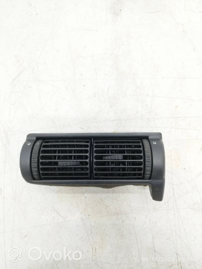 Opel Omega B2 Centrālais gaisa ventilācijas režģis 09147866