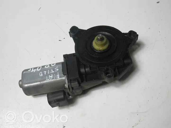 Fiat Stilo Silniczek podnośnika szyby drzwi przednich D25140050001601