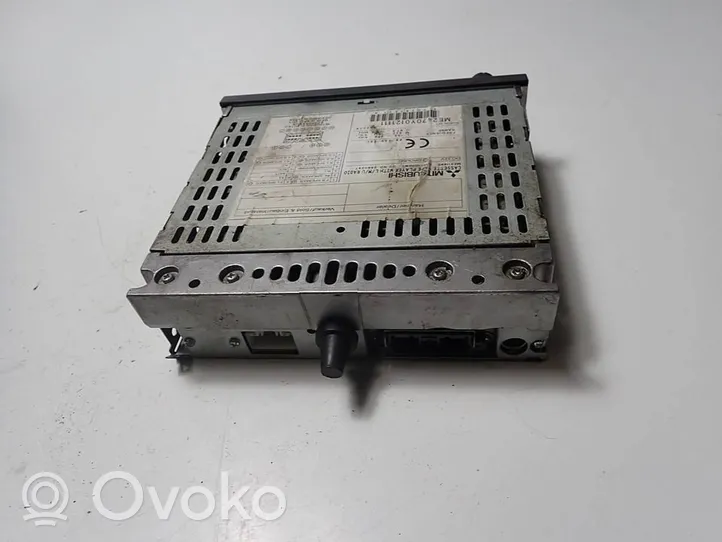 Mitsubishi Carisma Radio/CD/DVD/GPS-pääyksikkö MZ311990