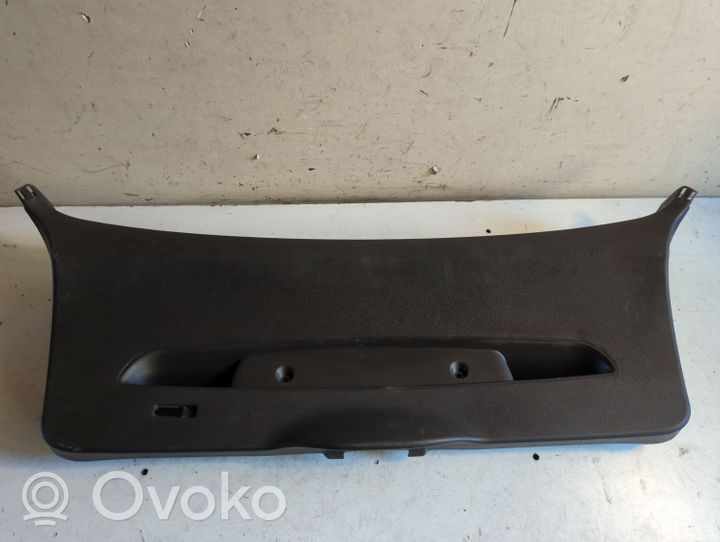 BMW 1 E81 E87 Dolny panel schowka koła zapasowego 7169975