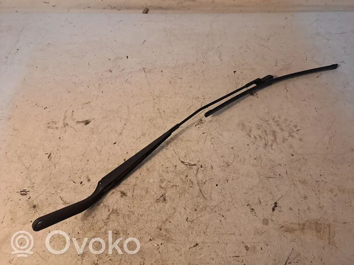 BMW X6 M Windshield/front glass wiper blade 7294570