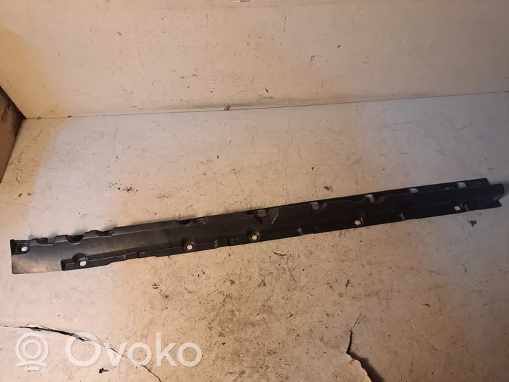 BMW X6 M Sill supporting ledge 7176232