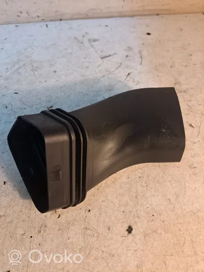 BMW 3 E90 E91 Air intake duct part 7798876