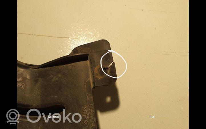 Mitsubishi Pajero Oro paėmimo kanalo detalė (-ės) MR404731