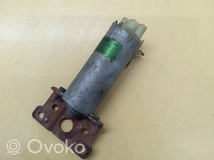 Volvo V70 Moteur de réglage de siège 0130002530