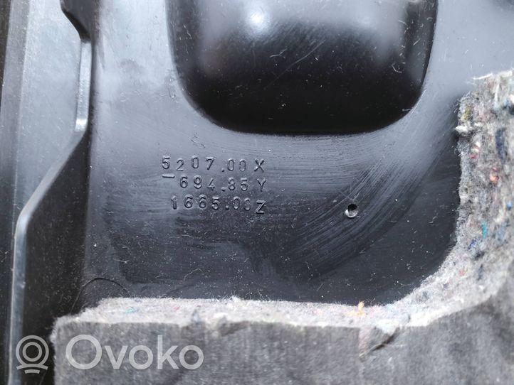 Volvo V70 Rivestimento pannello inferiore del bagagliaio/baule 520700X