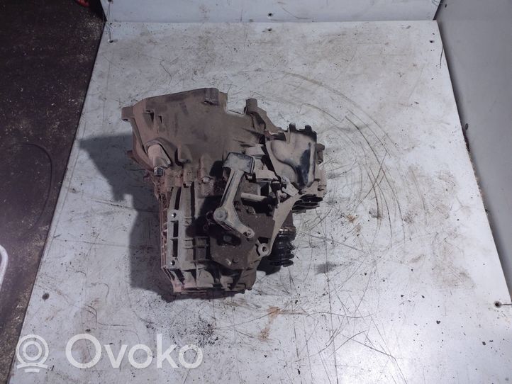 Volvo V50 Manualna 5-biegowa skrzynia biegów 3M5R7002XE