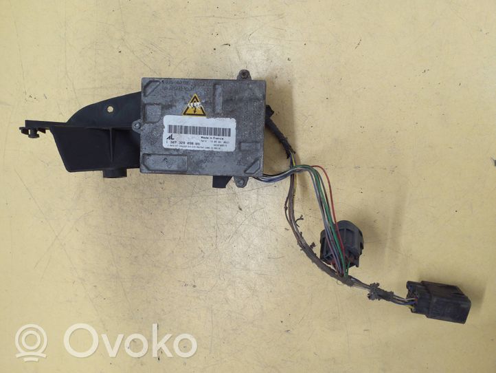 Volvo V50 Sterownik / moduł świateł Xenon 30678911