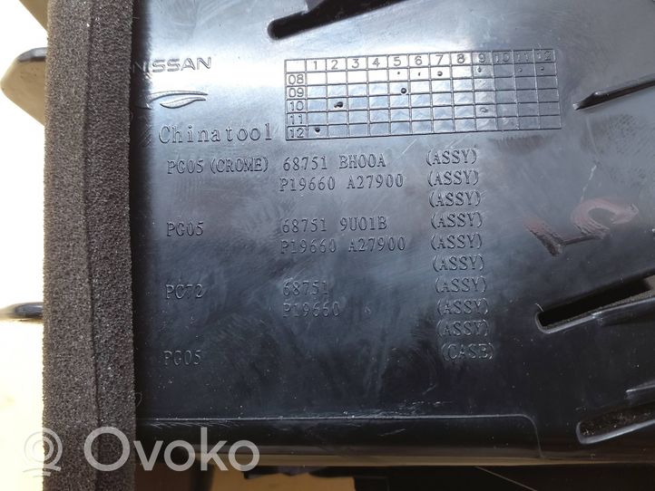 Nissan Note (E11) Kojelaudan keskiosan tuuletussuuttimen ritilä 63751BH00A