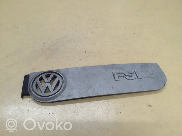 Volkswagen Golf V Kita variklio skyriaus detalė 06F103929G