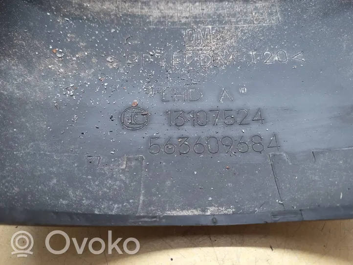 Opel Corsa C Ohjauspyörän pylvään verhoilu 13107524