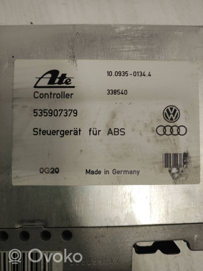 Volkswagen PASSAT B3 Dzinēja vadības bloks 239667887